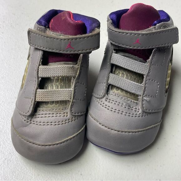 Jordan infant toddler baby crib shoes Retro 5 gray pink size 3C - Picture 2 of 5